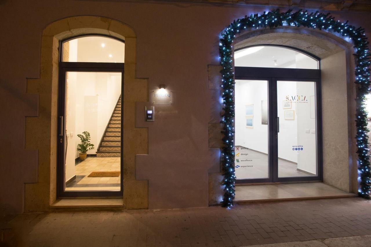 Villa Funduq ospitalità iblea Pozzallo Esterno foto