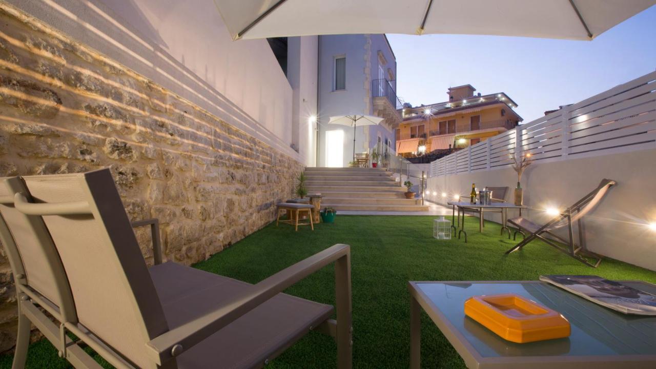 Villa Funduq ospitalità iblea Pozzallo Esterno foto
