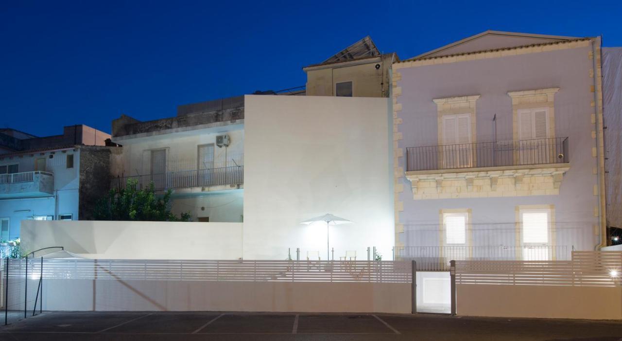 Villa Funduq ospitalità iblea Pozzallo Esterno foto